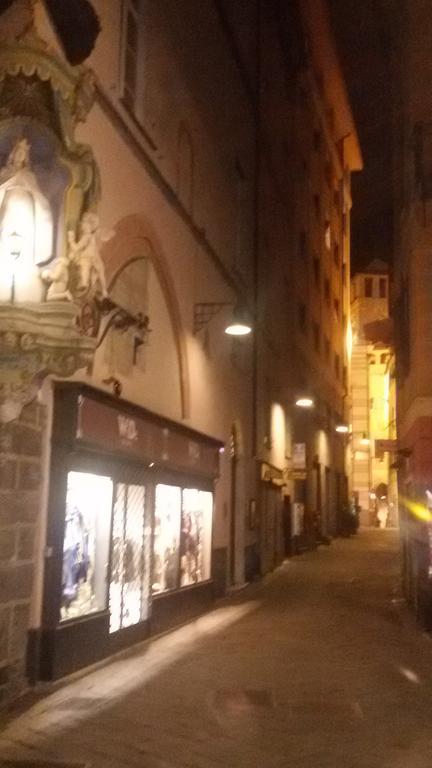 Appartamento Piazzetta La Maddalena Savona Exterior foto